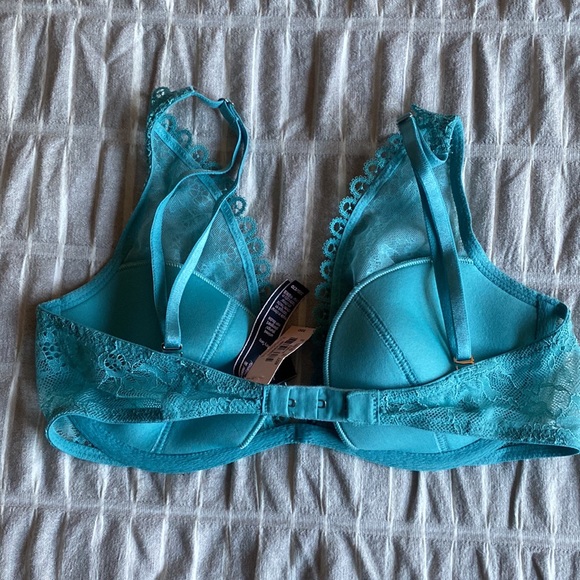 Bra - Picture 2 of 3